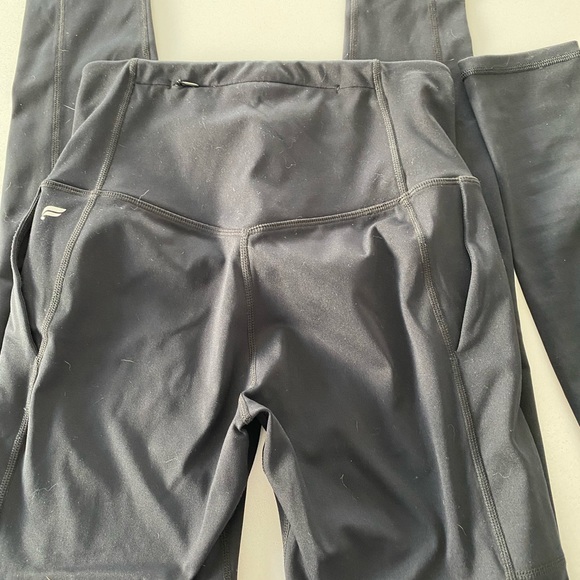 Fabletics black leggings - Picture 4 of 5